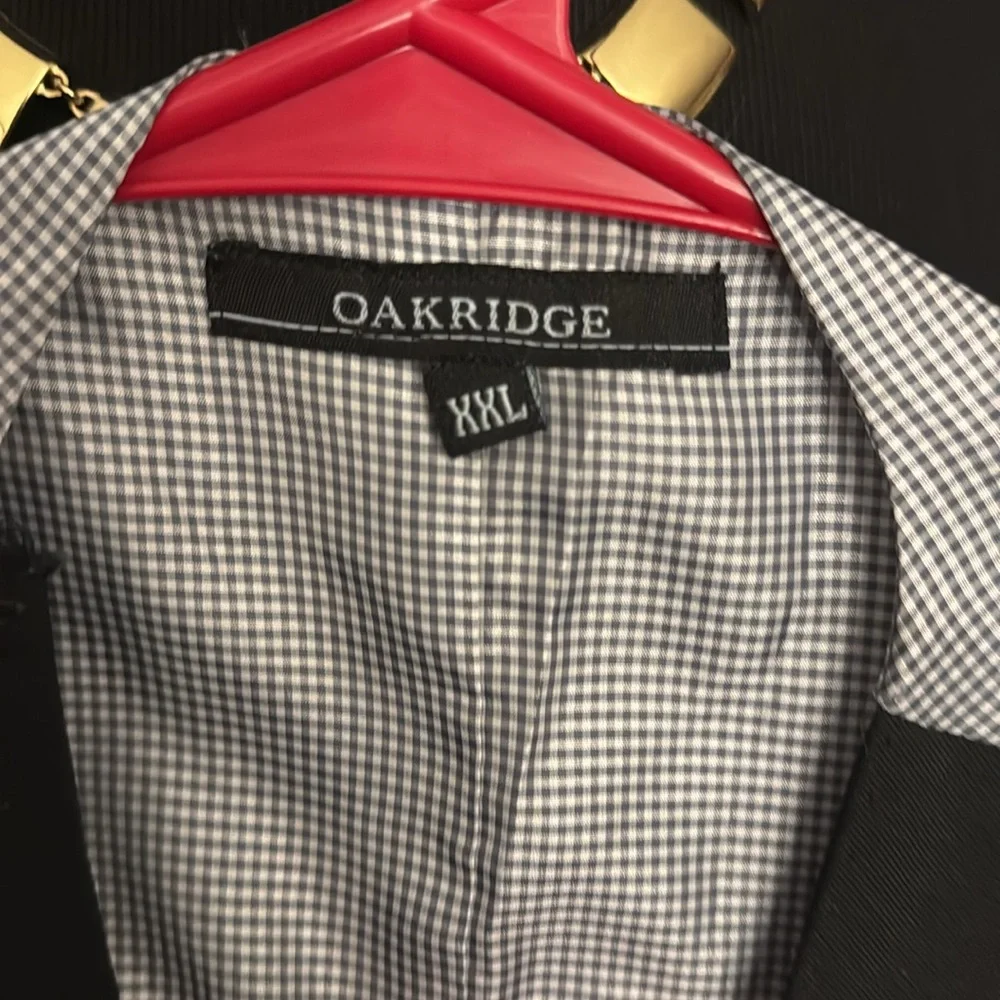 Vest - Picture 5 of 6